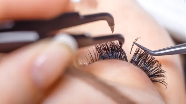 How Long Do Lash Extensions Last?