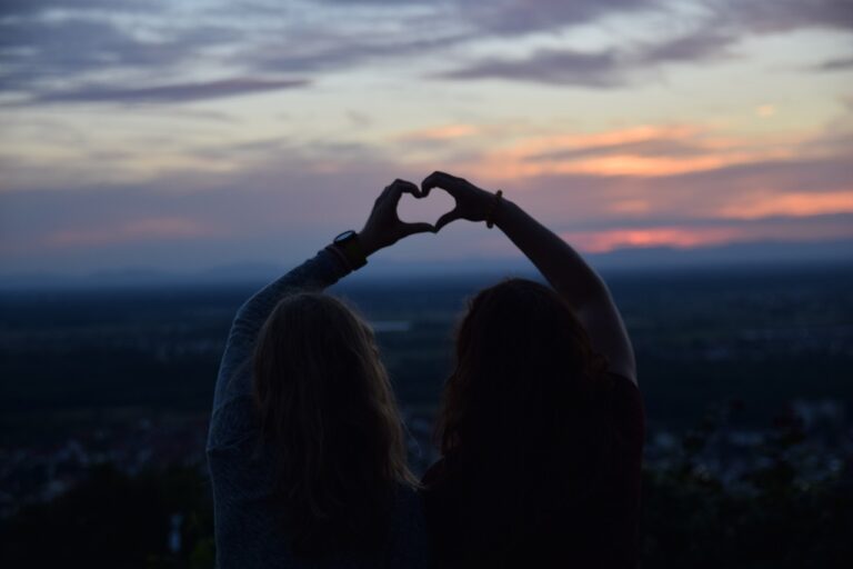 69 Fun Things to Do with Friends That You’ll Love