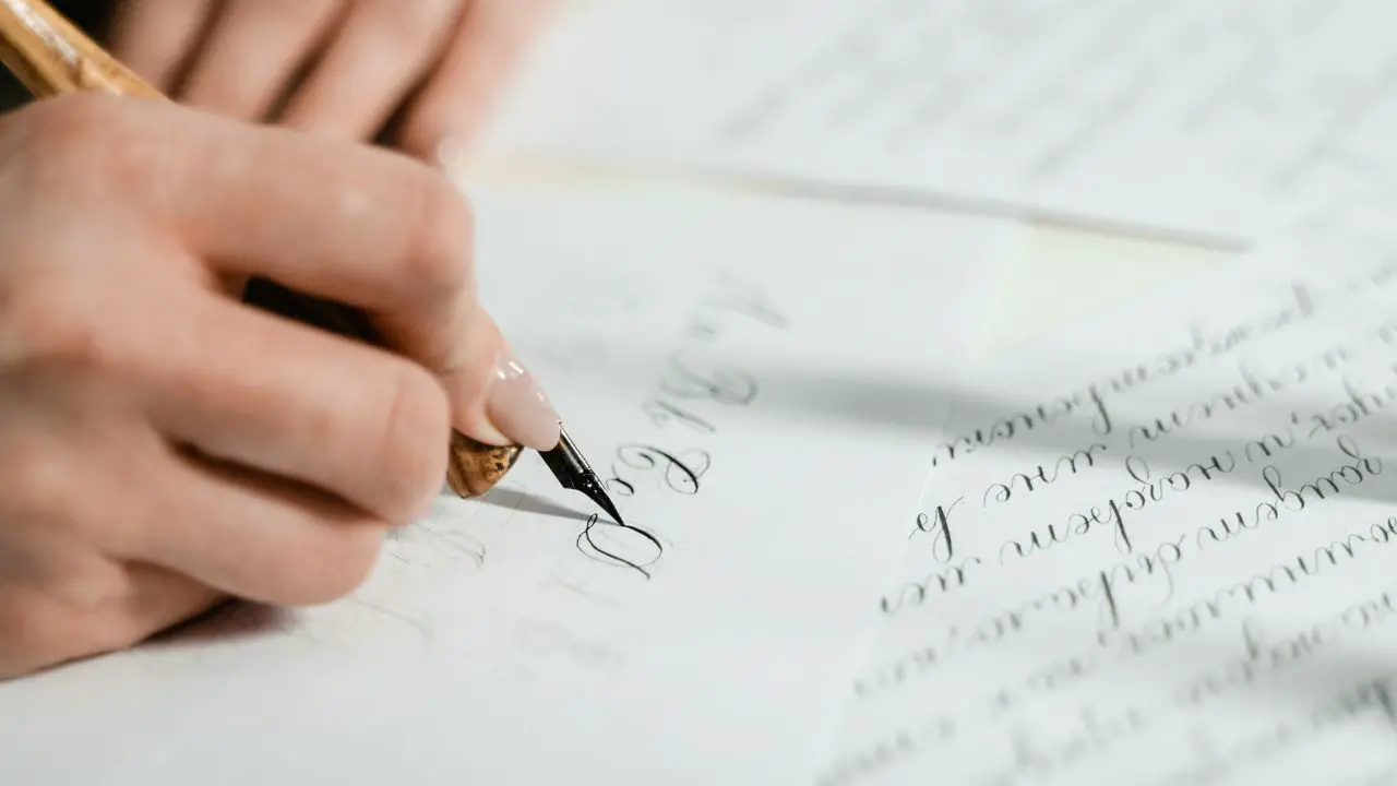 10 Neat Handwriting Tips for Beautiful Penmanship – Bloom Magnificence